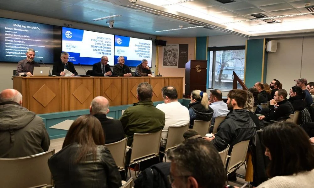 Συγγενείς θυμάτων Τεμπών: «Όχι» στη συγκάλυψη – Δικαίωση για τους νεκρούς» (Εικόνες-Βίντεο)